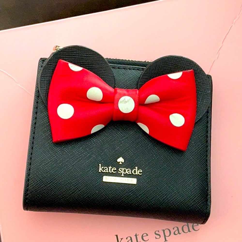 MINNIE MOUSE KATE SPADE SMALL WALLET NWOT